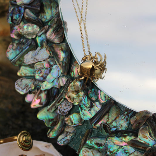 Rak ( Crab ) Pendant + Complimentary Chain