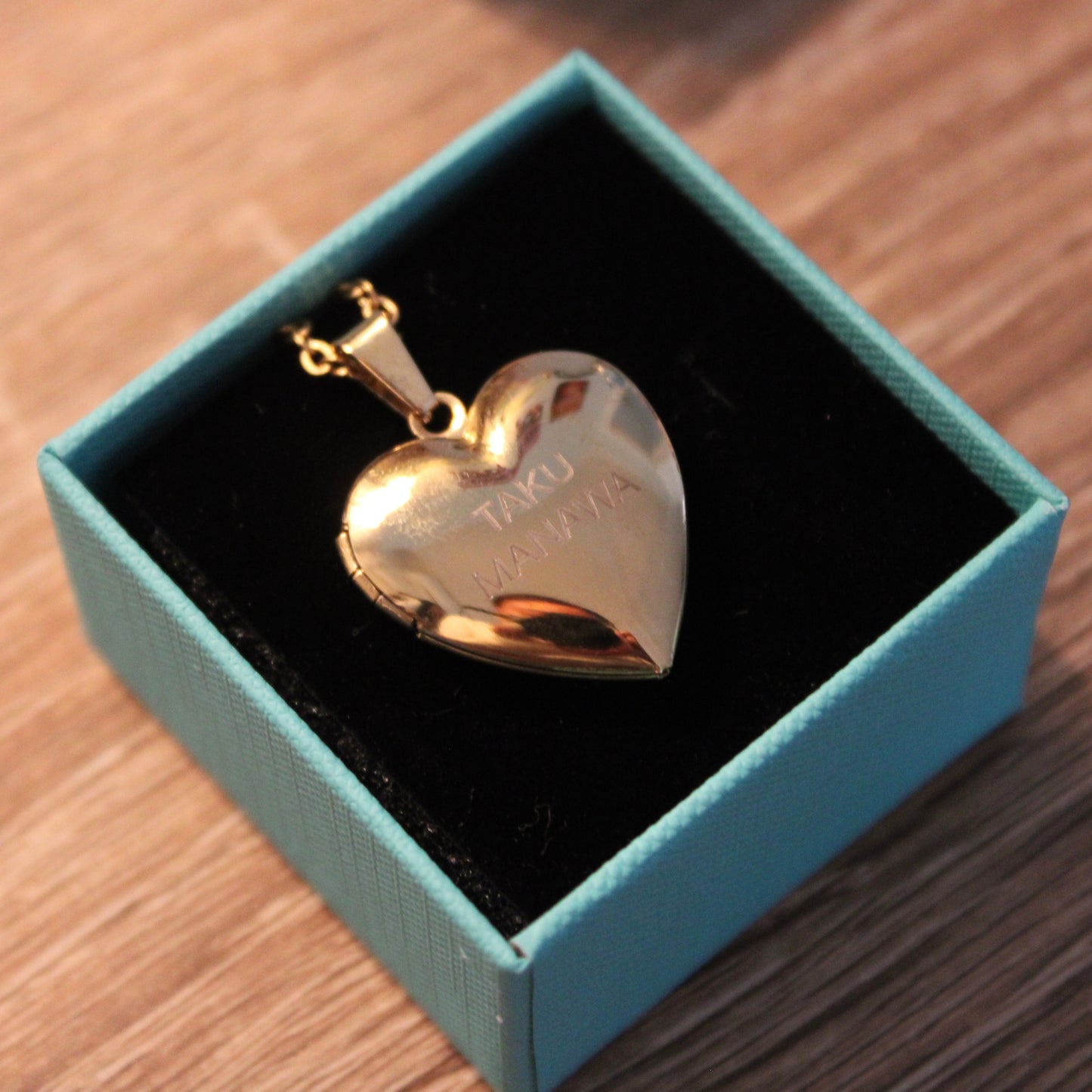 The 'Manawa' Locket + Chain