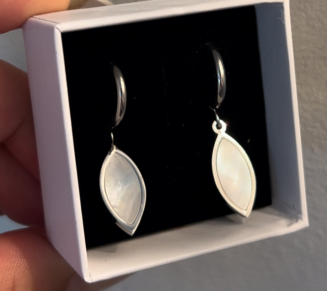 The ' Hina' Drop Earrings