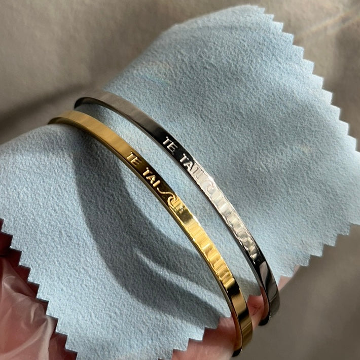 The ' Te Tai ' Arm Cuff