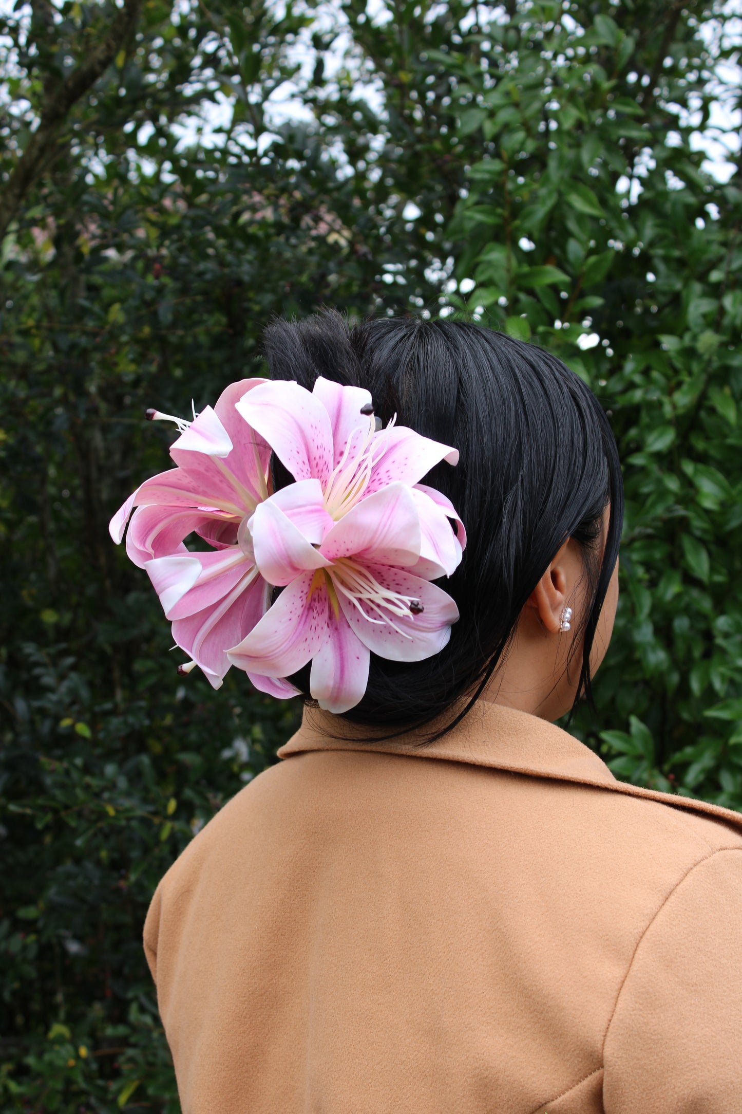 The Grande Lily Clip | Made To Order