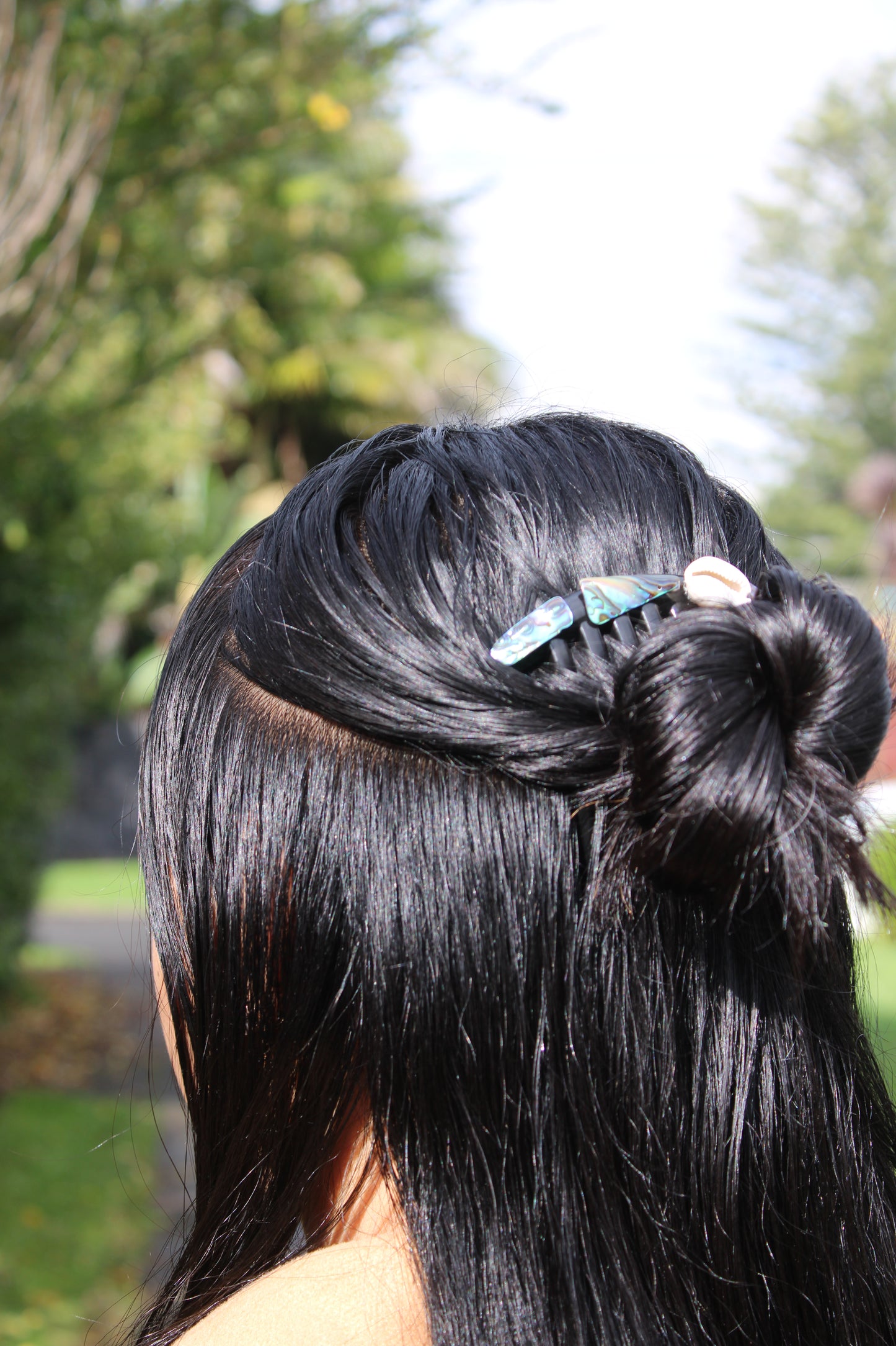 NZ Polished Pāua & Cowrie Hair Piece - Made To Order